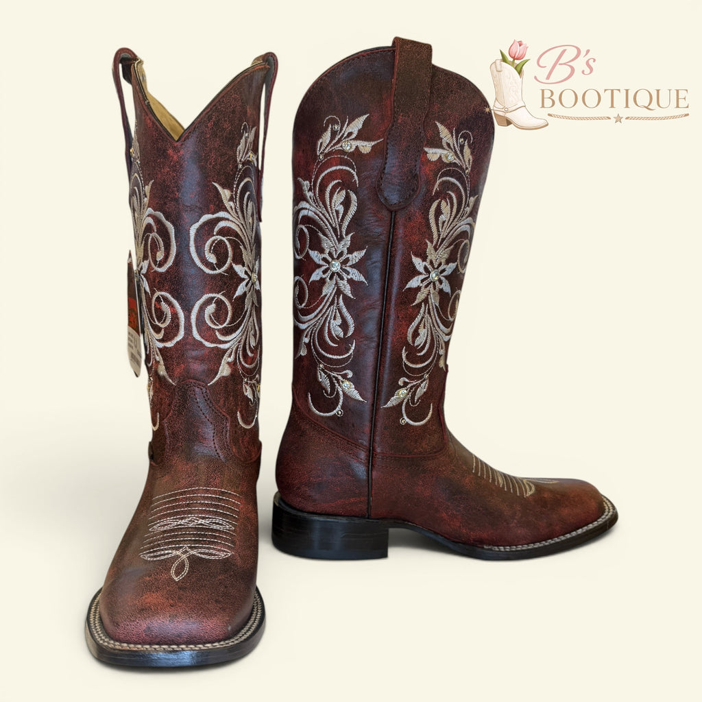 Torres Boot Ranch - Dahlia - Vintage Wine